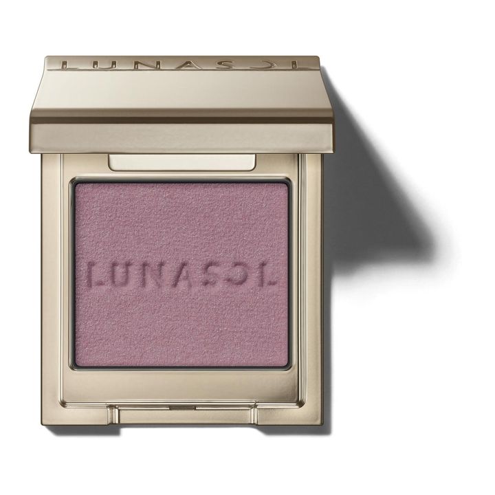 画像: 【ルナソル】「ルナソル モノアイカラーレーション」 EX01 Lilac Haze （限定色） ￥3,520（税込）