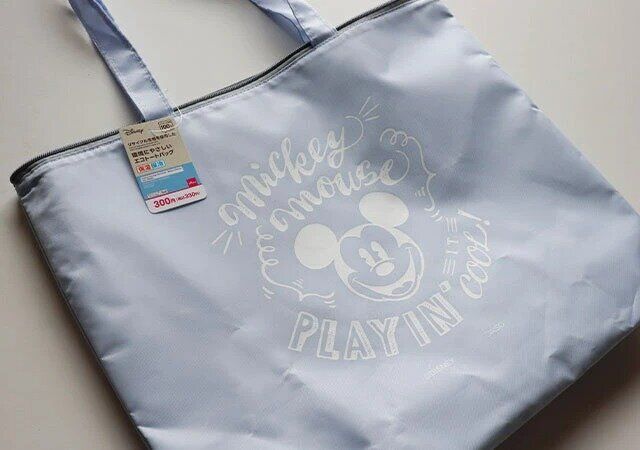 ダイソーのミッキーの保冷保温トートバッグのパッケージ