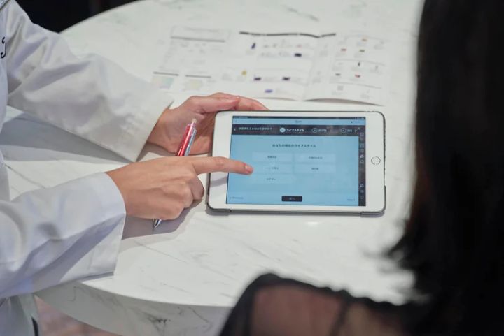 キールズ TOKYO フラッグシップショップ、店内 カウンセリング