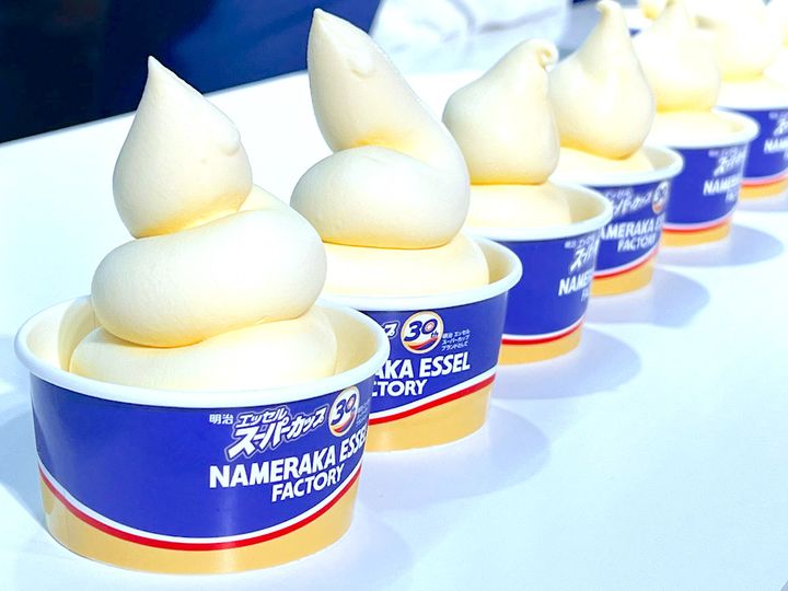 なめらかエッセル 整列 明治 エッセル スーパーカップ なめらかエッセルファクトリー