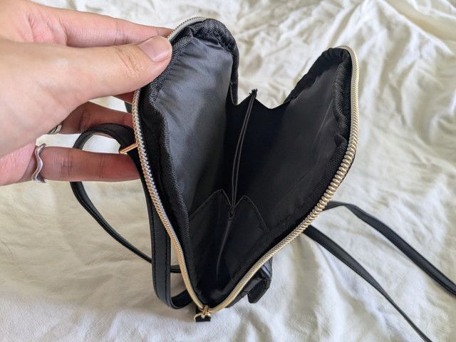 キルティングショルダーバッグのメインポケット