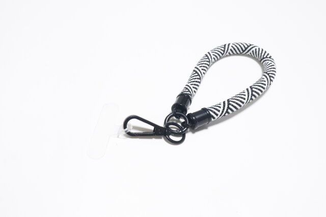 ダイソー スマホケース用 太紐ハンドストラップ モノクロ