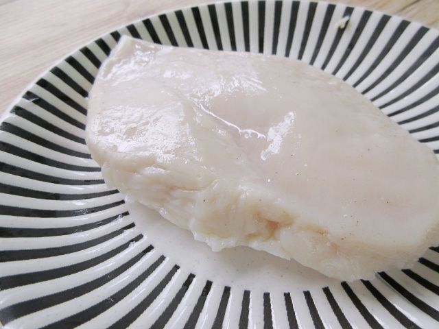 ローソンのサラダチキン