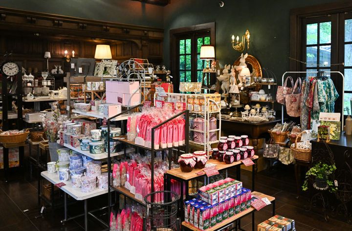軽井沢レイクガーデン直営のショップ「Mary Rose」