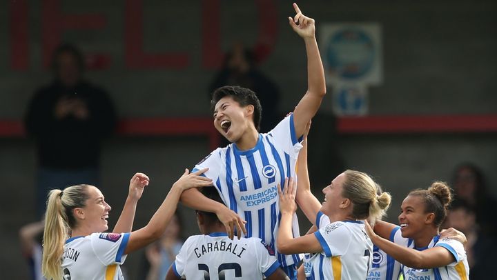 ブライトン清家貴子、英女子トップリーグ史上初のデビュー戦ハットトリック！「普通にすご過ぎる」「ファン爆増」