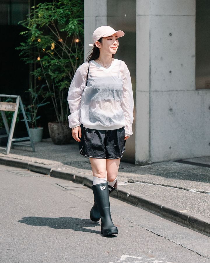 初秋に着たい“ハーフパンツ”のお手本コーデ5選。ヘルシーな肌見せで見違える！【TOKYO SNAP】