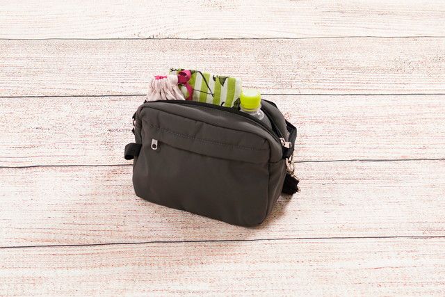 高撥水マザーズショルダーポーチ