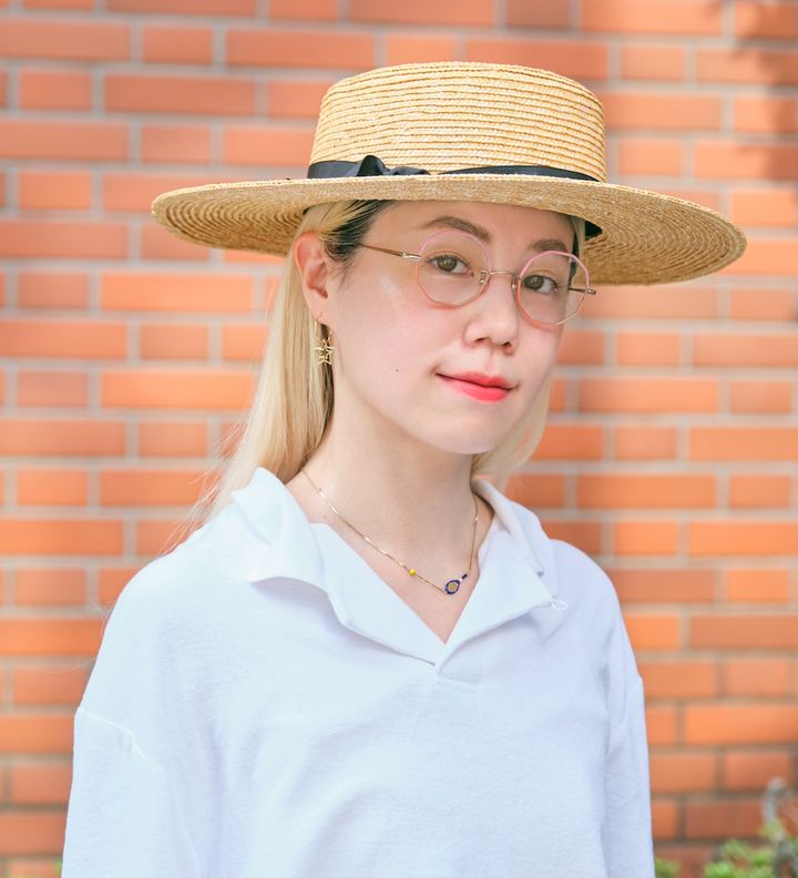 メガネ好きなあの子、こだわりの選び方は？顔のカタチや服装に合わせてみる