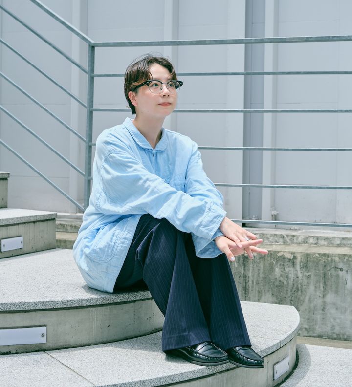 メガネ好きなあの子、こだわりの選び方は？顔のカタチや服装に合わせてみる