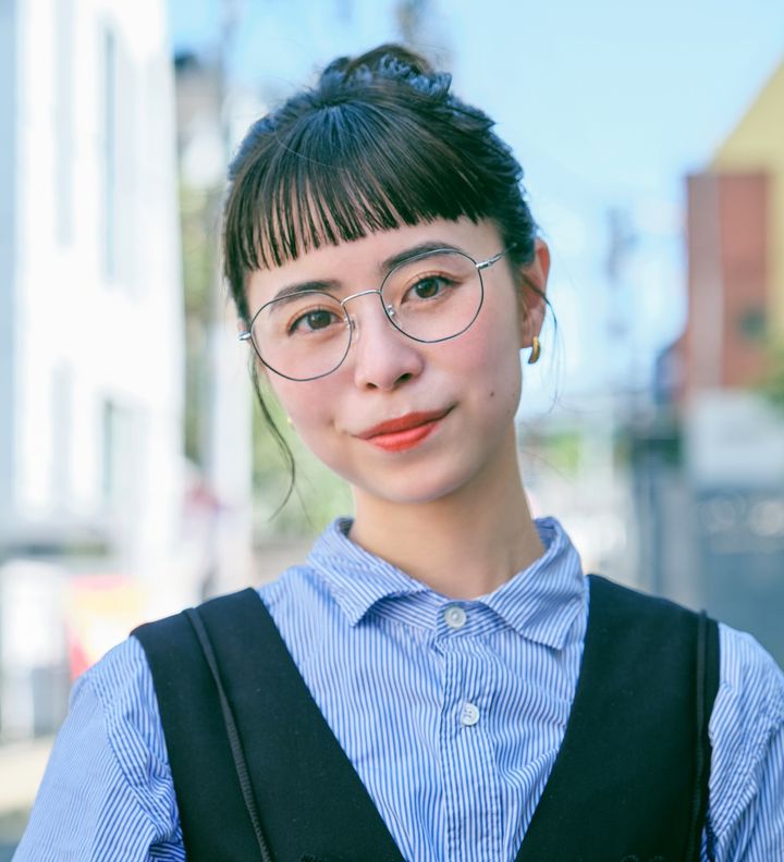 メガネ好きなあの子、こだわりの選び方は？顔のカタチや服装に合わせてみる