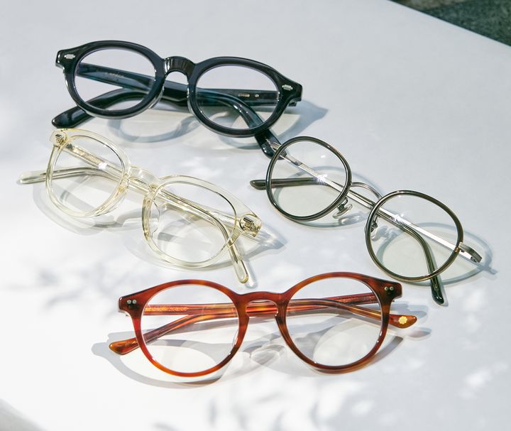 メガネ好きなあの子、こだわりの選び方は？顔のカタチや服装に合わせてみる