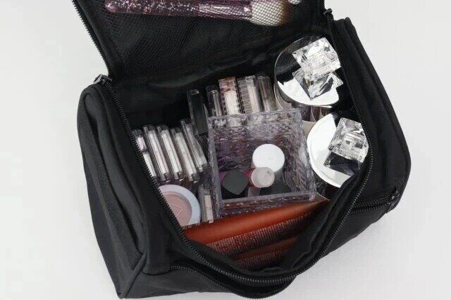 ダイソーの収納力抜群な収納バッグ