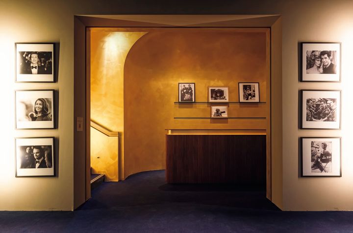 OMA CINEMAのバーカウンター