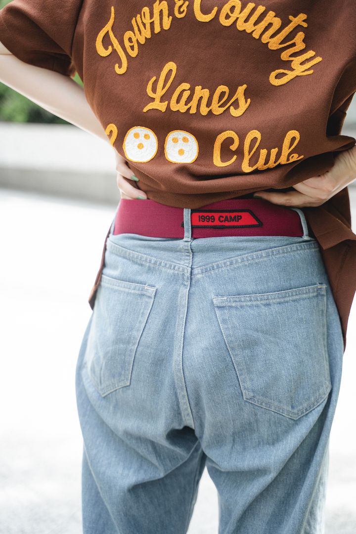 【愛用デニムSNAP】とにかく形がきれい！どんなトップスもおしゃれに決まる《AURALEE》の薄色デニム