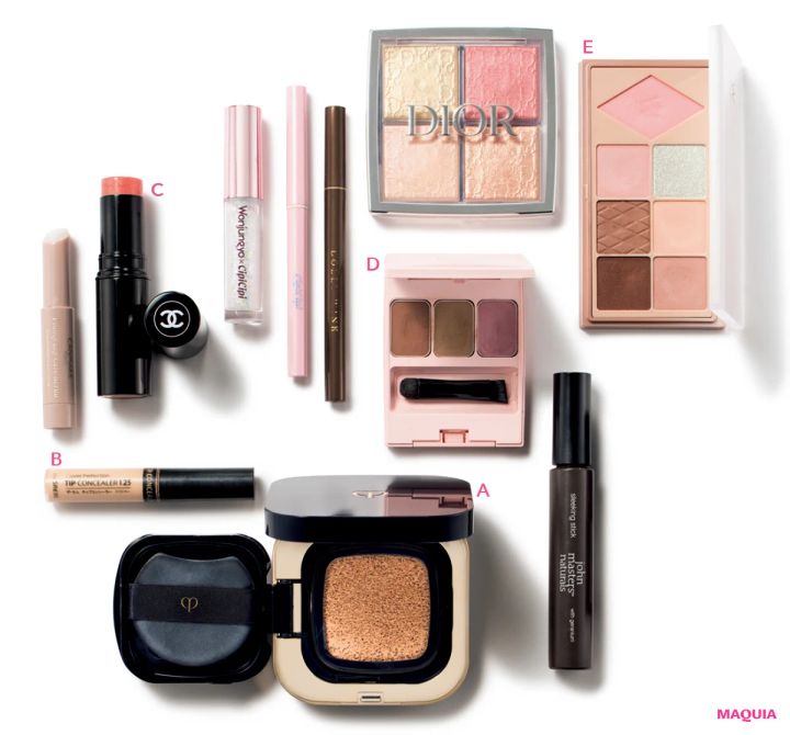 超ときめき♡宣伝部 坂井仁香さんのポーチの中身。“美肌映え”する艶系コスメを選抜_4