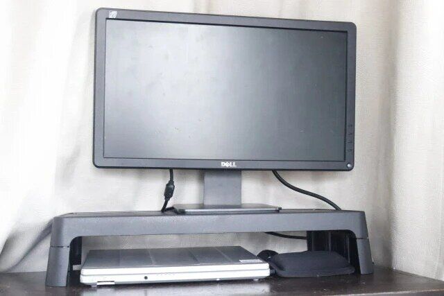 ダイソー モニタースタンド（組み立て式） 使用例