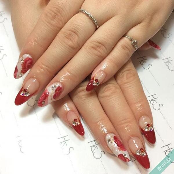 H&Sが投稿したネイルデザイン [photoid:I0032582] via Itnail Design (739951)