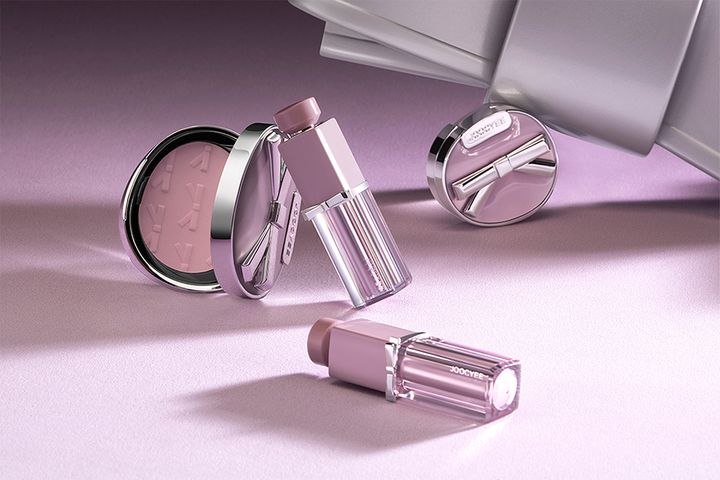 SILVER RIBBONシリーズのパウダーチーク、パウダーハイライト、リップスティック