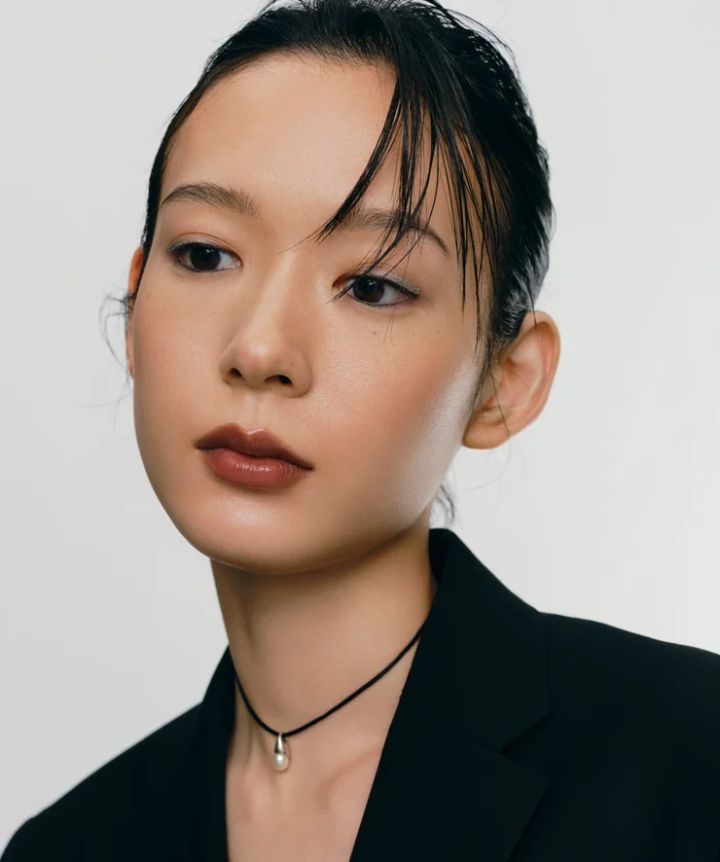 渡嘉敷愛子、穂志もえか、メイクアップ、ディオール、カネボウ、KATE、エテュセ、DIDION、アディクション