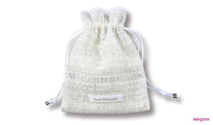 声優業界随一のコスメ好き、佐倉綾音さんのポーチの中身。コスメは大量に持ち歩く主義！_6