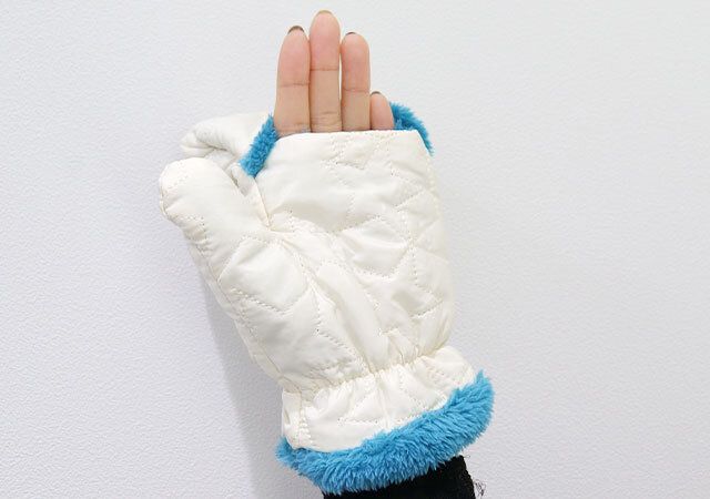 ダイソー 2WAYミトン型手袋 着用感