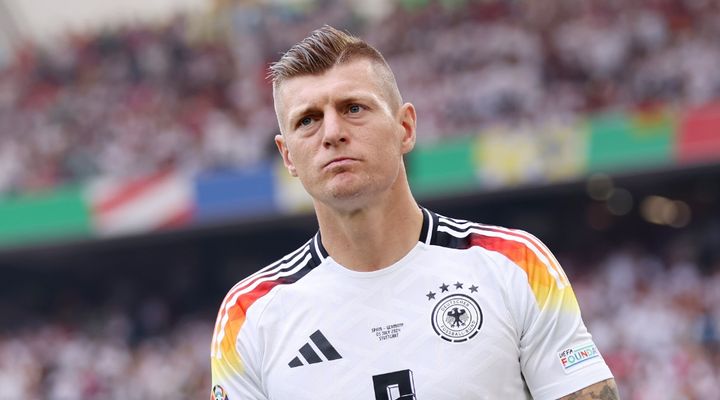 引退したクロース、UEFAが認めたEURO誤審を揶揄 「3か月もかかったが、みんな一瞬で分かった」