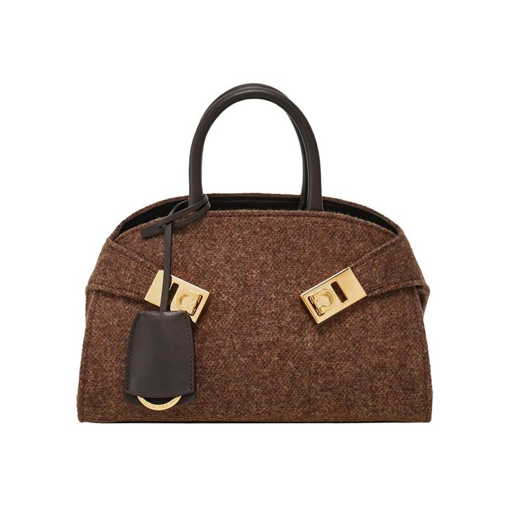 画像: 【FERRAGAMO】「HUG ハンドバッグ（ミニ）」 各￥231,000（税込） ※共にポップアップストア先行販売、日本限定