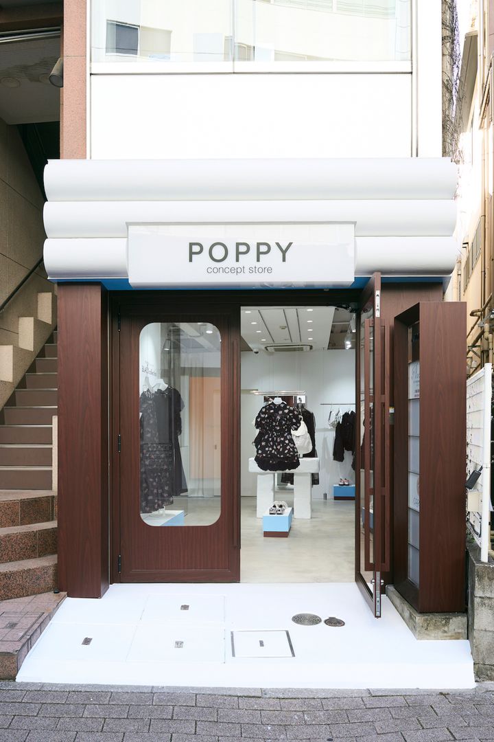 SNSで話題のブランド《POPPY》から初のブラックコレクションが登場！