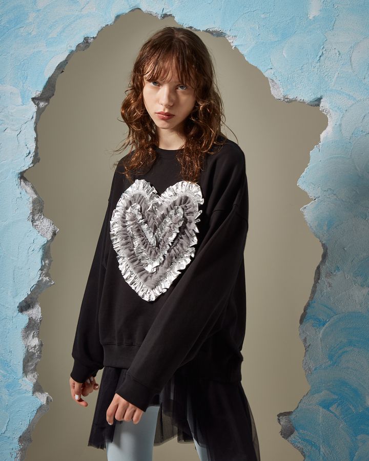 SNSで話題のブランド《POPPY》から初のブラックコレクションが登場！