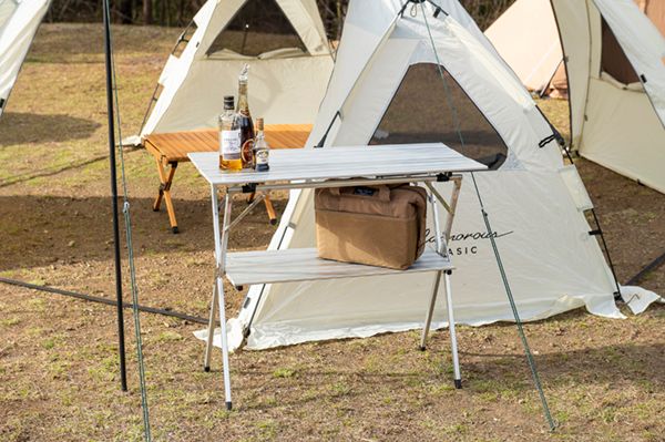 上級キャンパーの1日の過ごし方を取材！ファン急増中の湖畔キャンプ場が最高すぎた【人気記事】