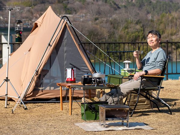 上級キャンパーの1日の過ごし方を取材！ファン急増中の湖畔キャンプ場が最高すぎた【人気記事】