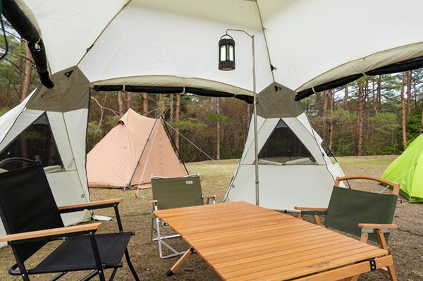 上級キャンパーの1日の過ごし方を取材！ファン急増中の湖畔キャンプ場が最高すぎた【人気記事】