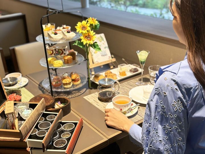 「至福のアフタヌーンティー」5500円（サービス料別）