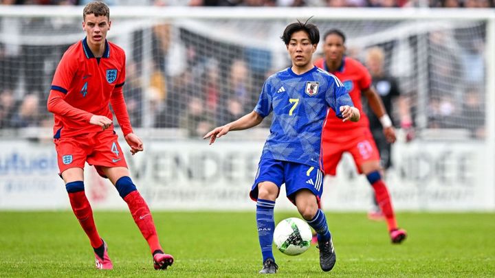 17歳の神戸MF濱﨑健斗、クラブの最年少出場記録を更新！