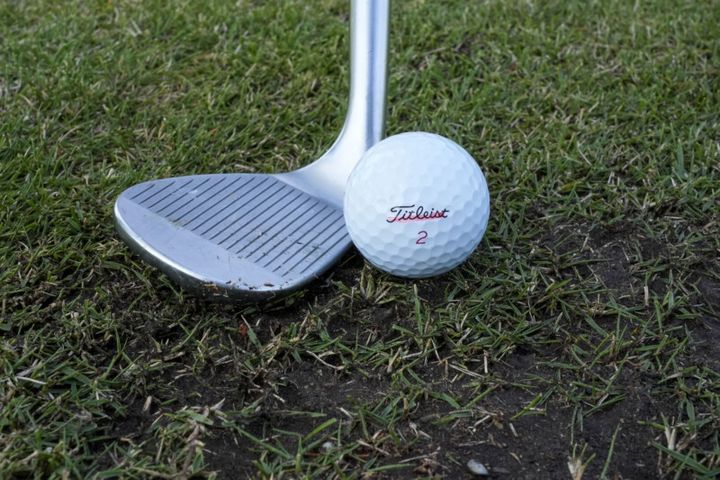 このライはどう打つのが正解？クリーンにヒットするコツをプロが解説