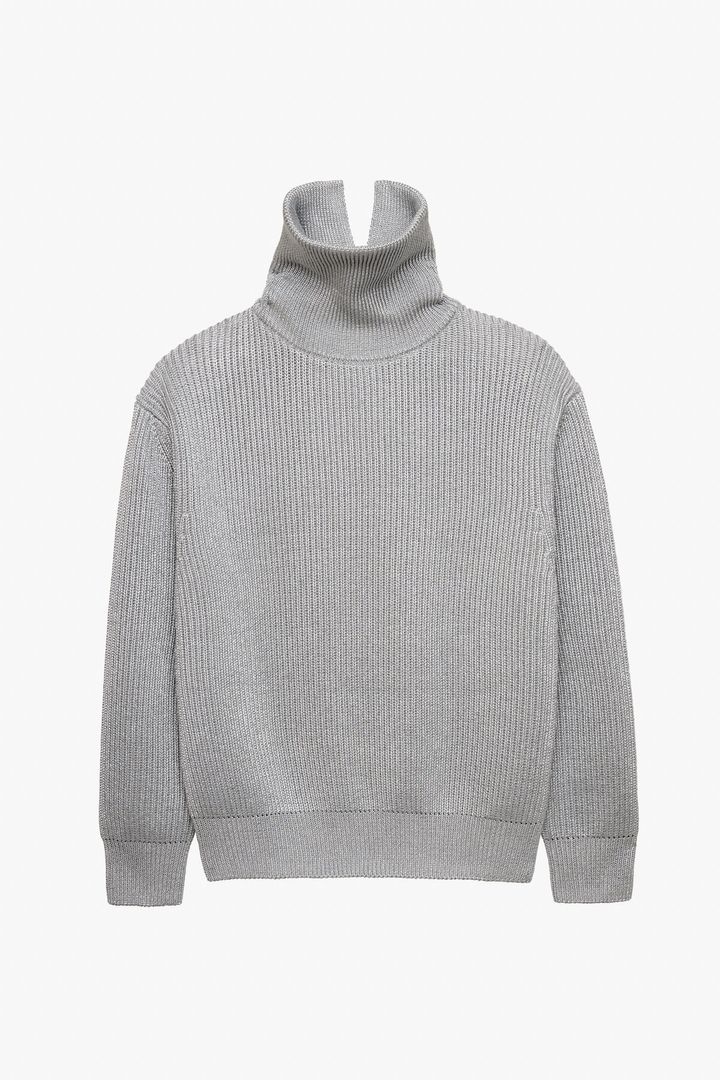 ハイネックニット￥19,990