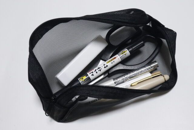 ダイソー メッシュペンケース 使用例 文房具