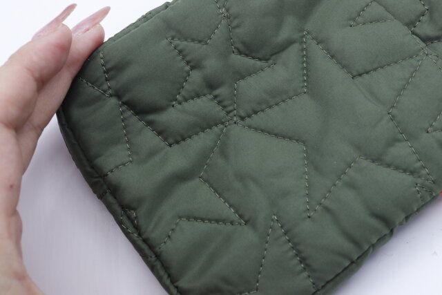 ダイソー スマホショルダーバッグ 生地