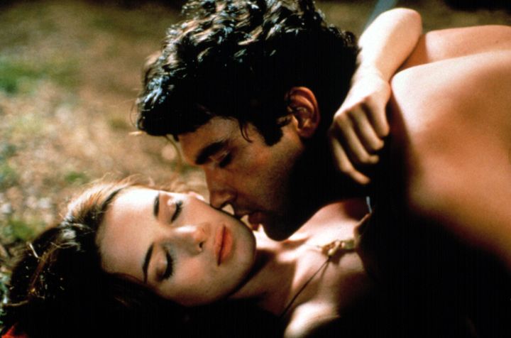 ウィノナ・ライダーが唯一出演したミラマックス社の作品が『愛と精霊の家』（1993）。アントニオ・バンデラスの恋人役を演じた。