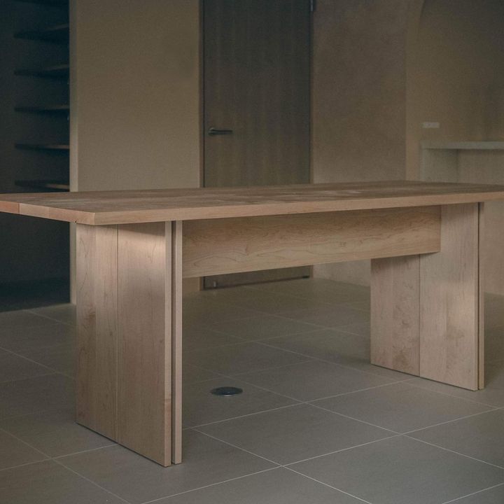 オーダーメイドのテーブル