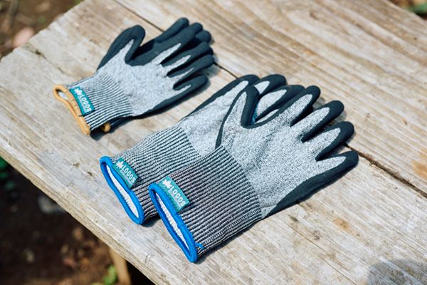 コスパ最強！上級キャンパーがおすすめする耐切創グローブが天才すぎる！