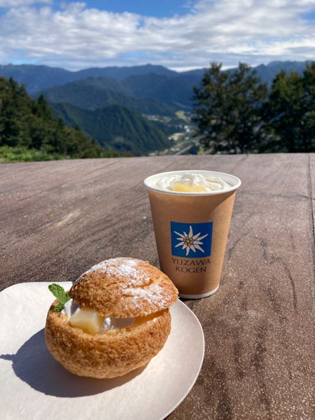 雲や空と一体となる絶景を体感できるくもカフェにテラスデッキが誕生！【湯沢高原パノラマパーク】