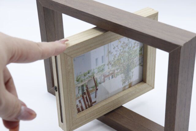 ダイソー フォトフレームL判（回転式） デザイン