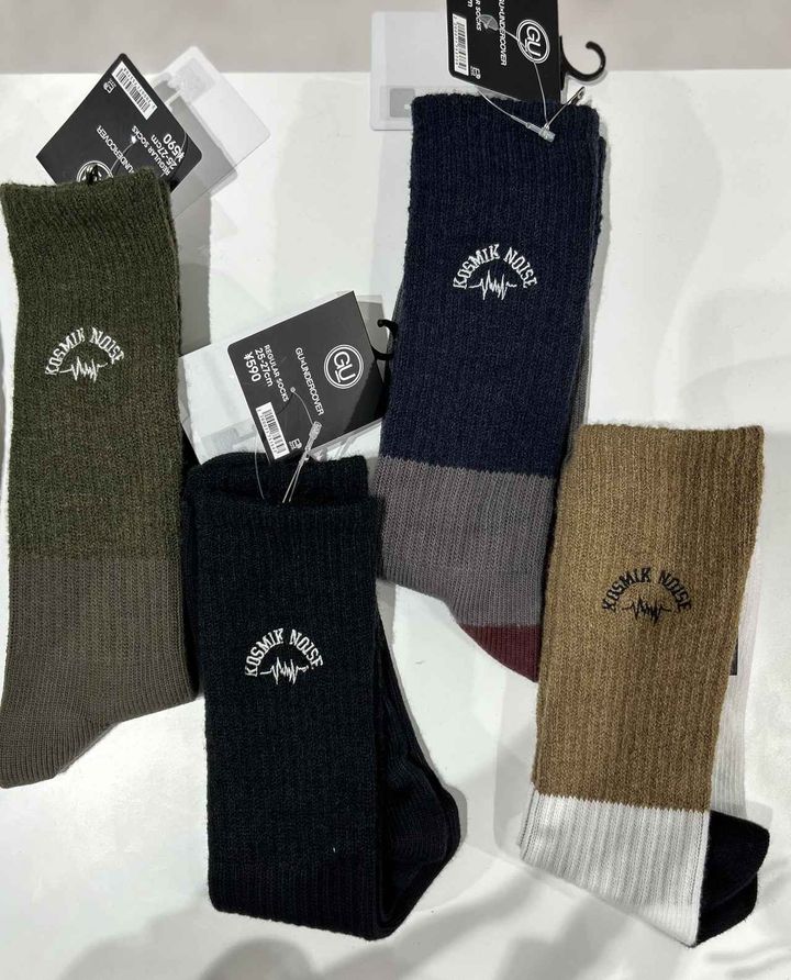 画像: 【GU× UNDERCOVER】ソックス UNDERCOVER 各¥590 出典：GU