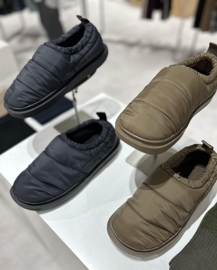 画像: 【GU× UNDERCOVER】ヒートパデッドモックシューズ UNDERCOVER 各¥3,990 出典：GU