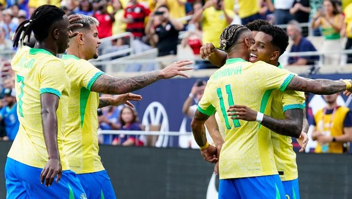 ブラジル代表、最新メンバー発表！靱帯断裂で1年離脱のネイマールに監督が言及