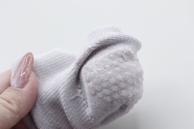 セリア スリミティ保湿用かかとソックス 仕様