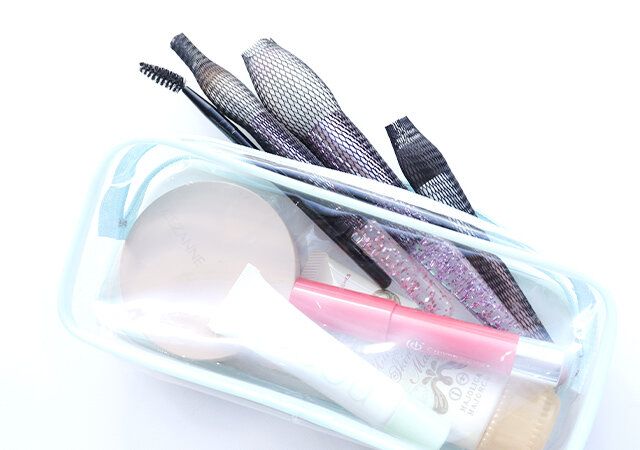 キャンドゥ メイクブラシネット 30P 使用例 コンパクト ポーチ