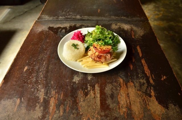 「Weekly ハンバーグプレート」 1350円