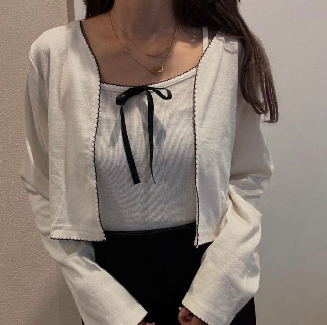 リボンキャミ白